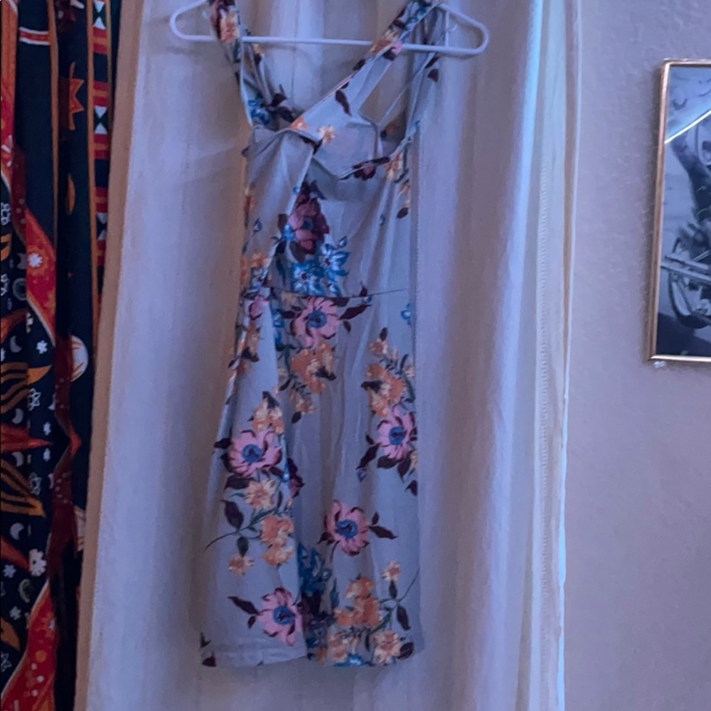 Dress - Picture 2 of 2